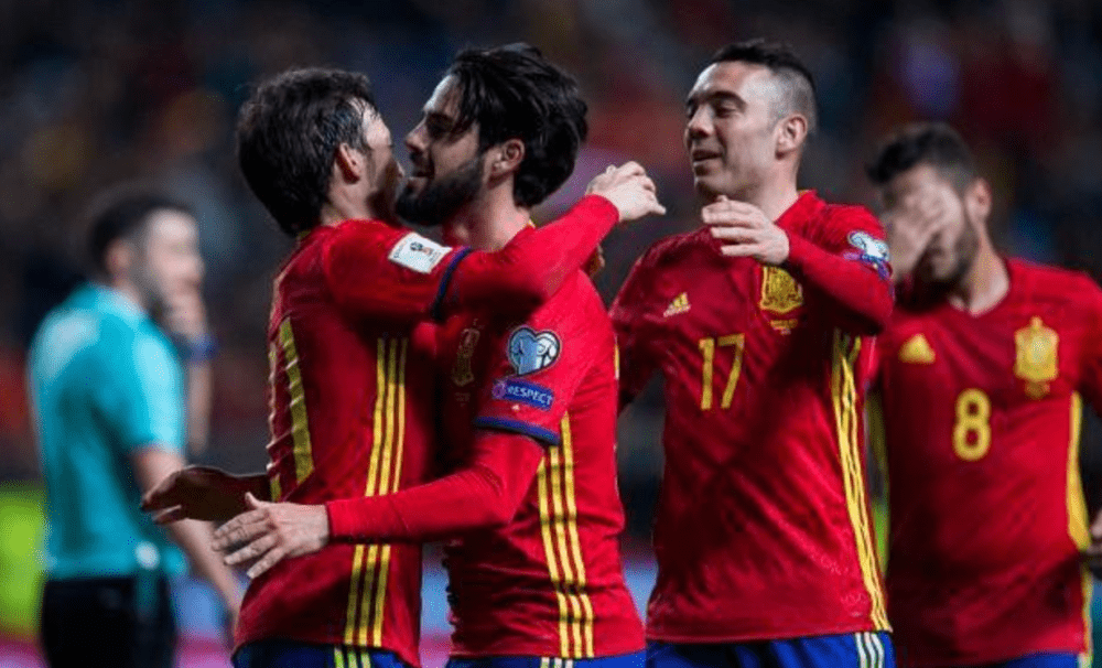 西班牙球队战胜对手，跻身八强