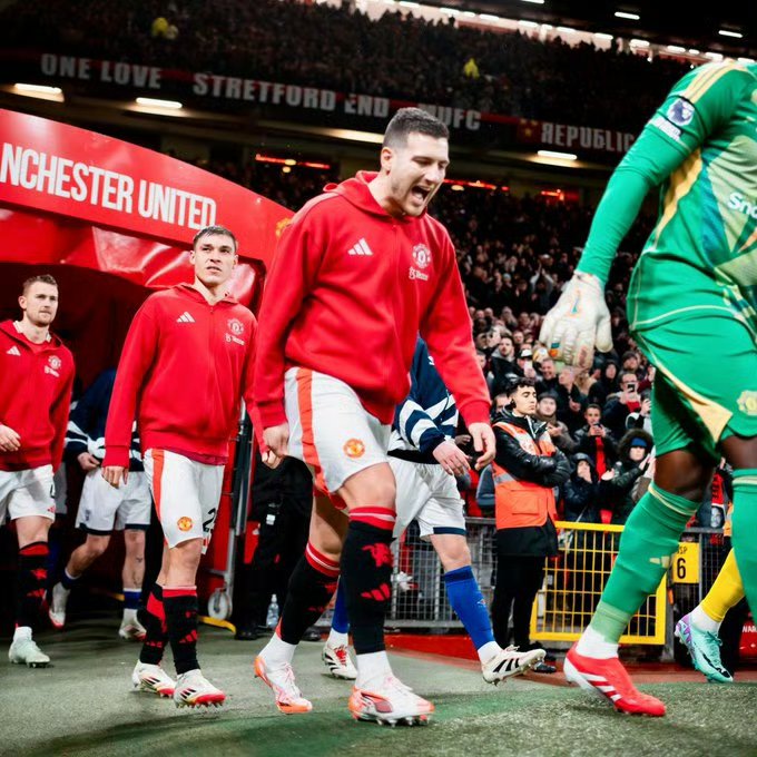 包含富勒姆主场不敌曼联，战罢轮仍未尝胜绩的词条