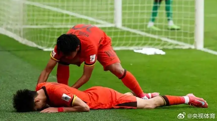 亚洲杯焦点战：德国vs英格兰，险胜引发赛后采访的简单介绍