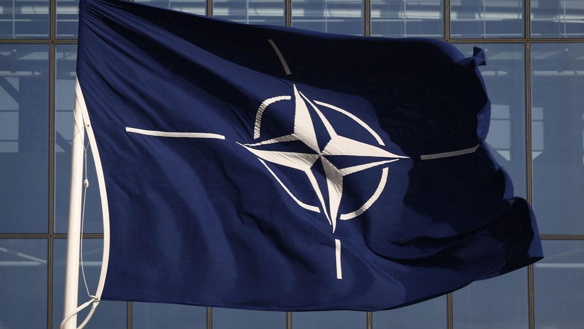 战略出击，东亚球队不容小视的简单介绍