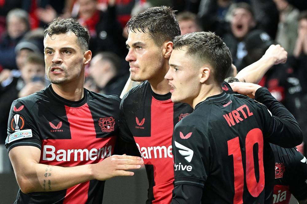 拜仁慕尼黑主场击败勒沃库森，豪取德甲领先