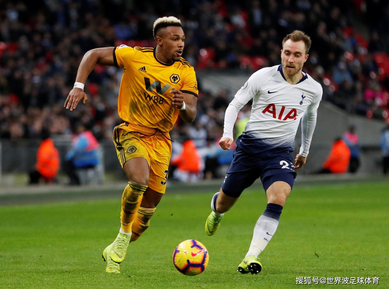 关于狼队主场迎战佛罗伦萨，对手之间的较量，能否取胜？的信息