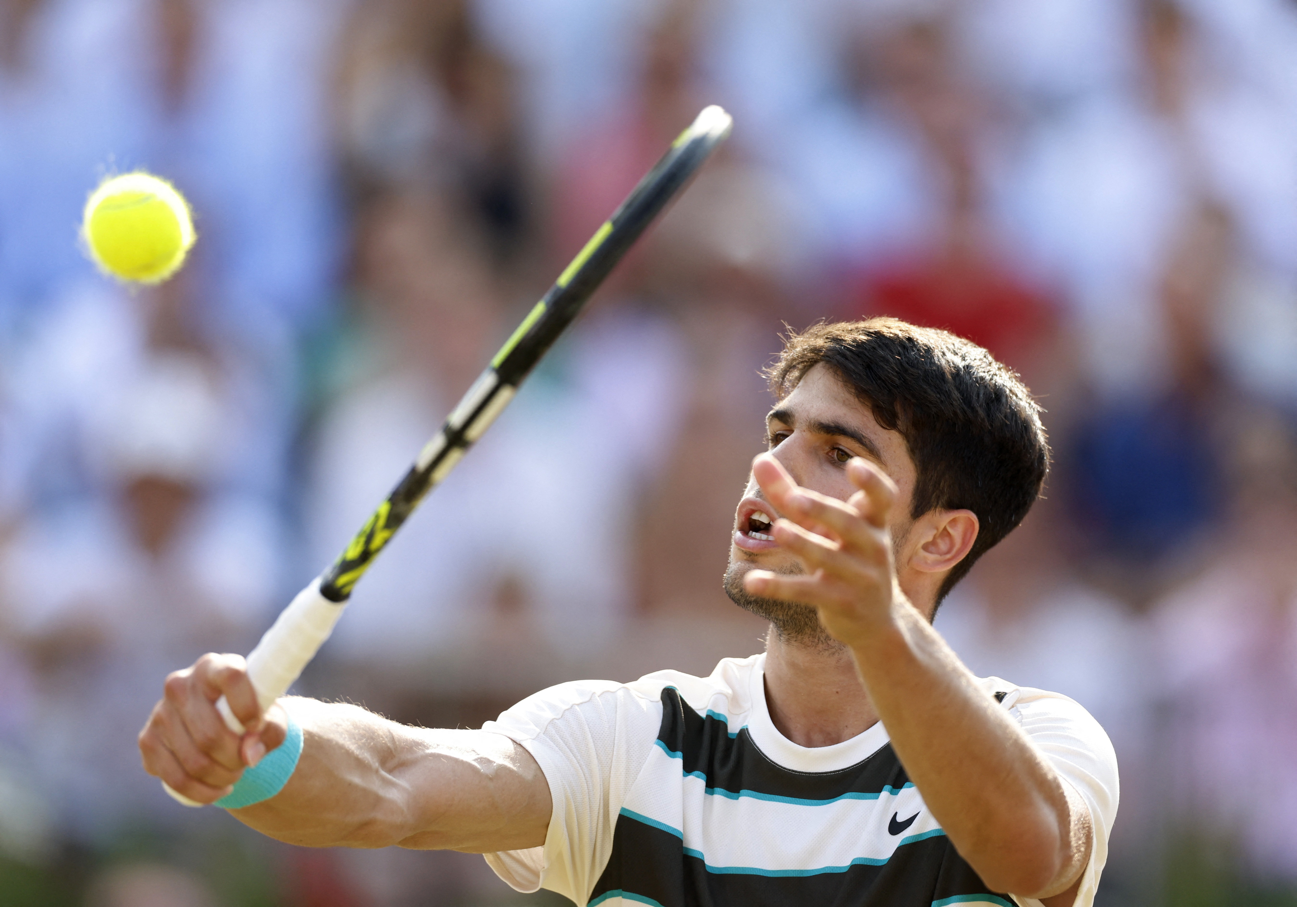 英国网球队爆冷日本网球队，阿尔卡拉斯打破历史纪录的简单介绍