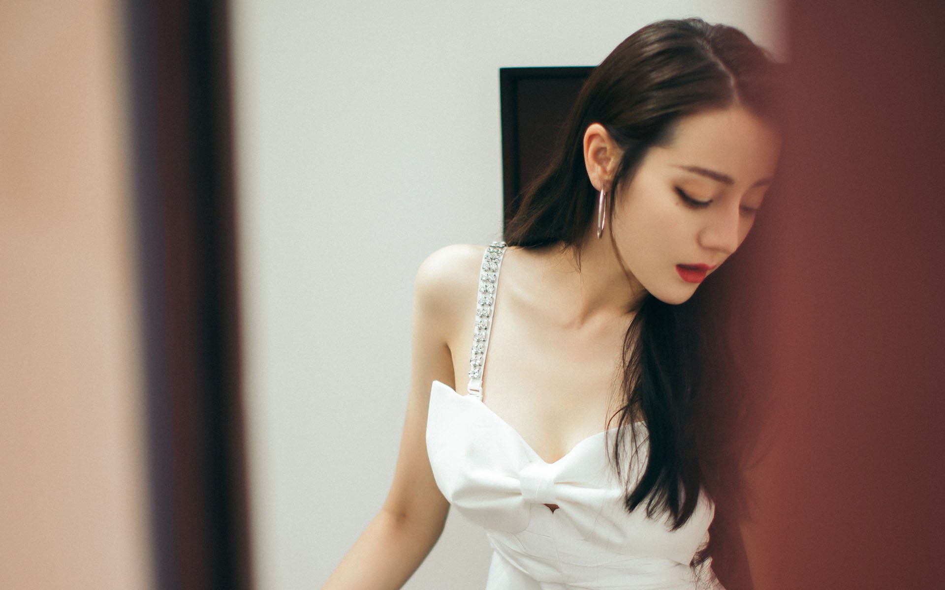 巨星之光与团队之力，小贾伦价值绽放，辽宁队碾压黄蜂启示录