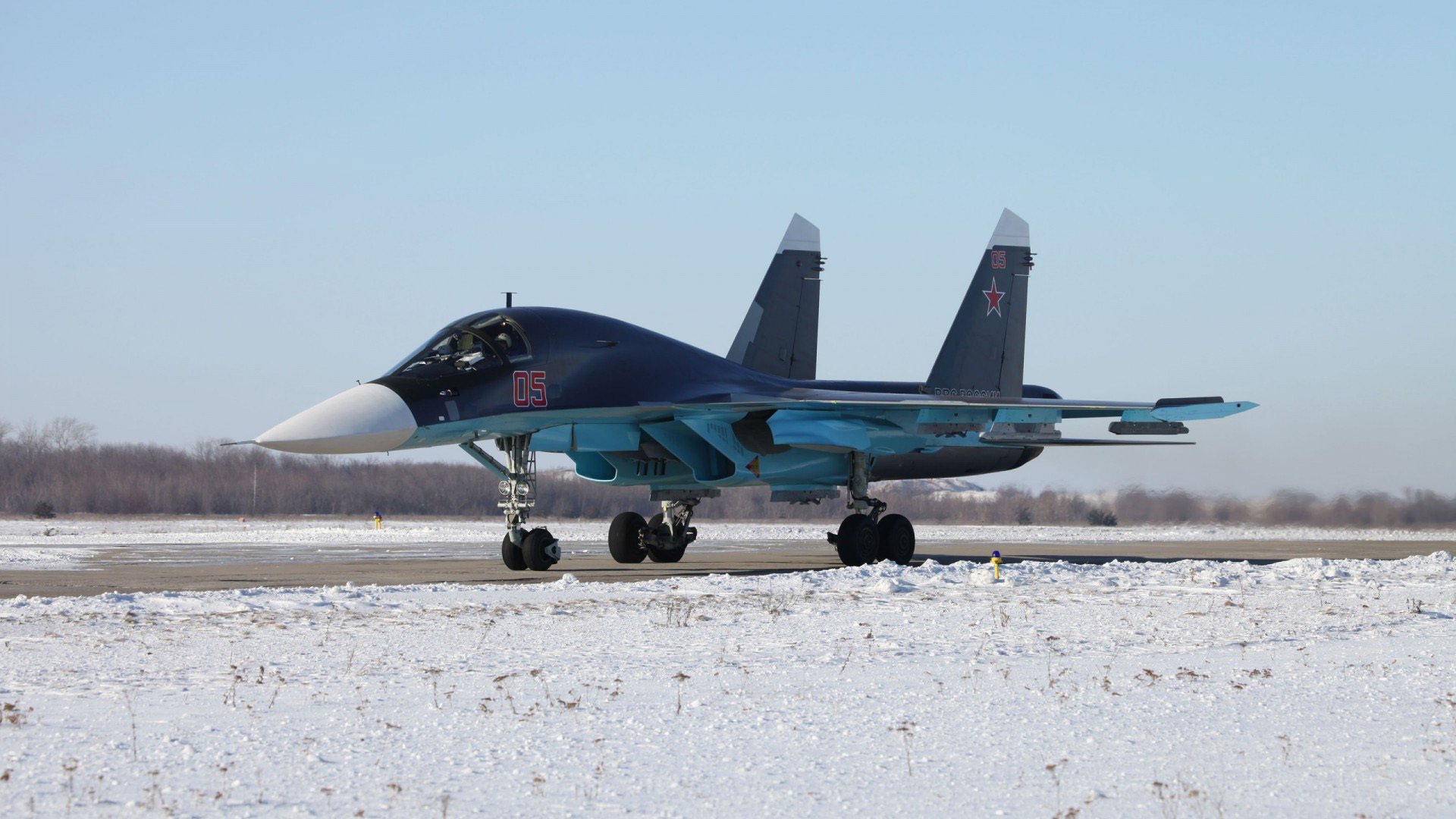 基耶萨存在感拉满，丹麦节奏掌控美国，绿茵场上的智慧与激情