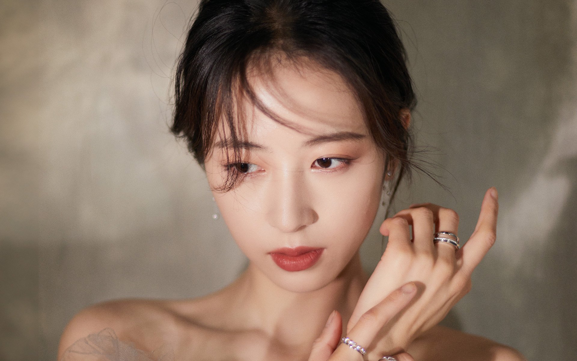 跨越疆界的关键先生，当挪威遇见日本，姆巴佩的启示录