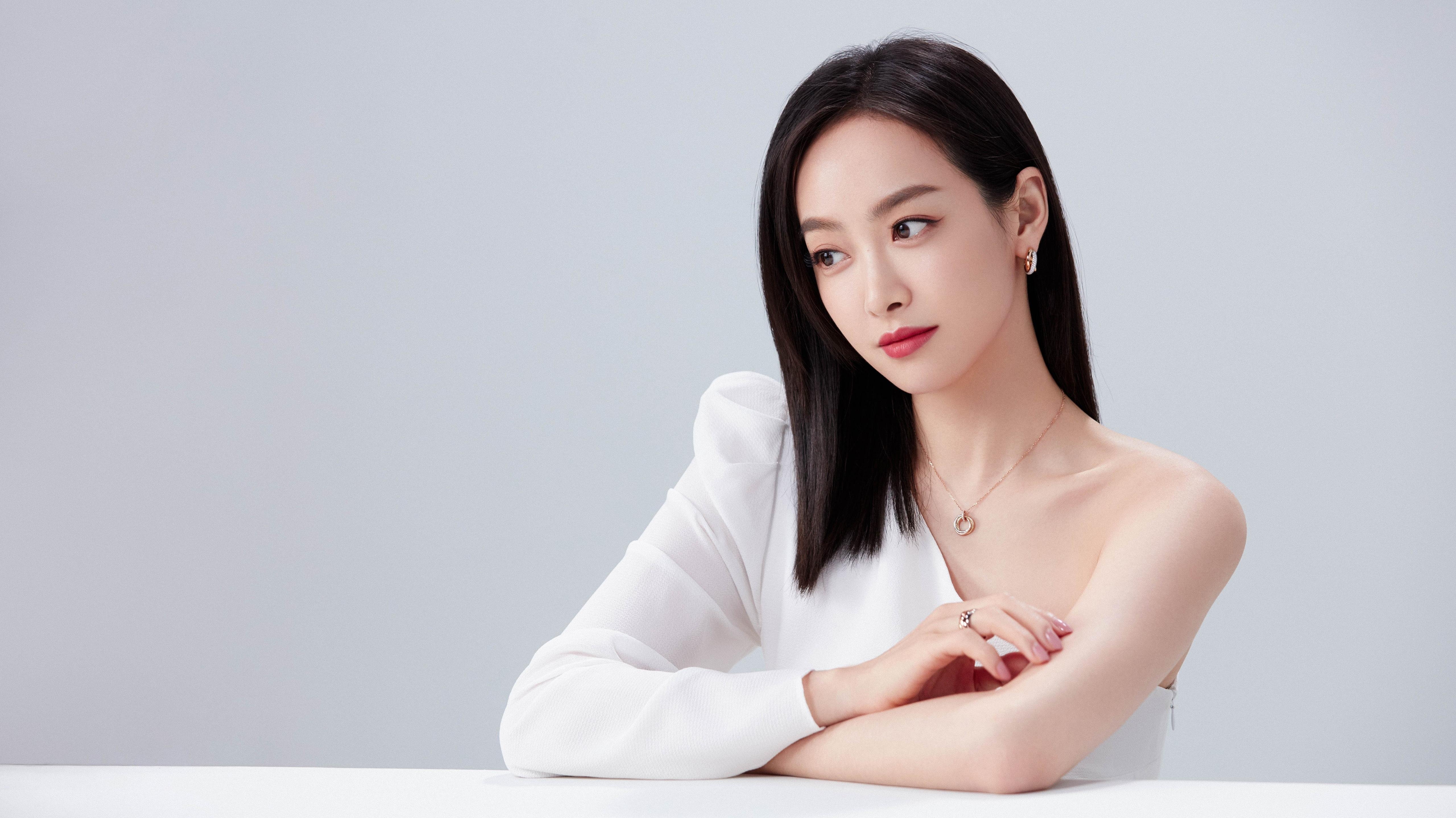 历史性对决，当西亚卡姆在洛杉矶的聚光灯下变身大场面先生