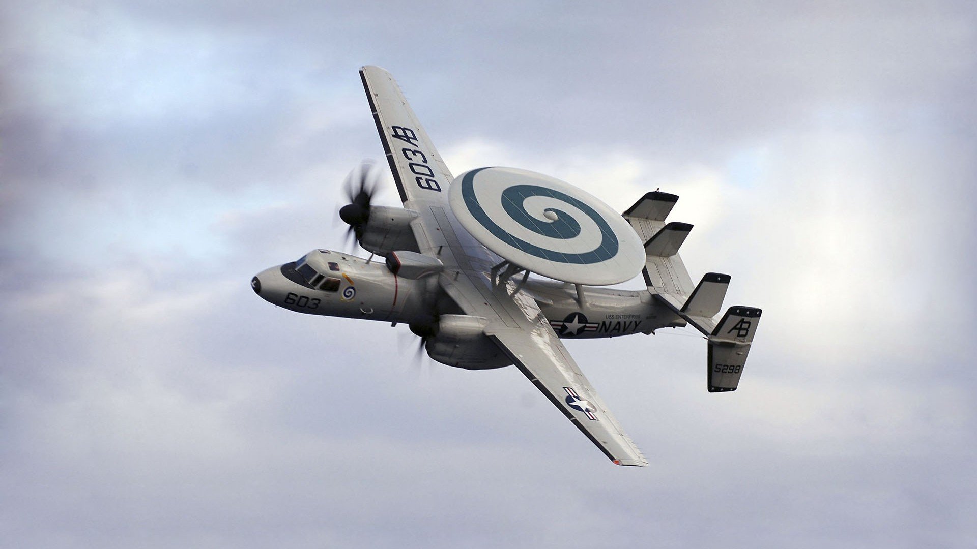 国王翻盘奇才，伦纳德关键节点连续得分诠释何为定海神针