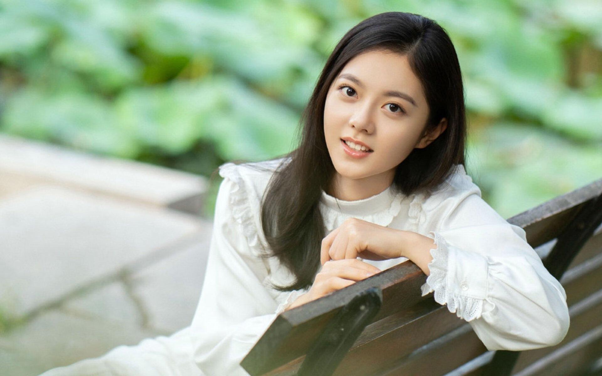 跨洋巅峰对决,广厦力战湖人,莫兰特关键一击定胜负