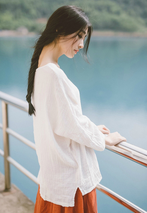 欧冠半决赛之夜,佩德里关键进球定乾坤,巴萨逆转晋级