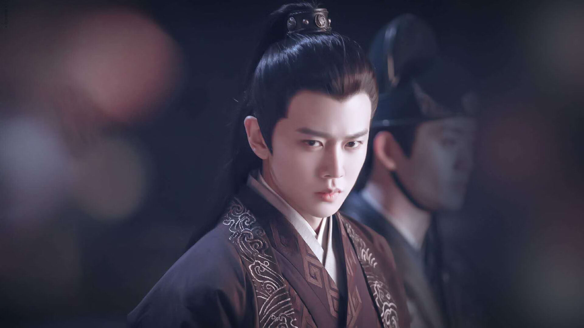 冰火两重天,一场绝处逢生的险胜,与一场孤胆英雄的数据屠榜