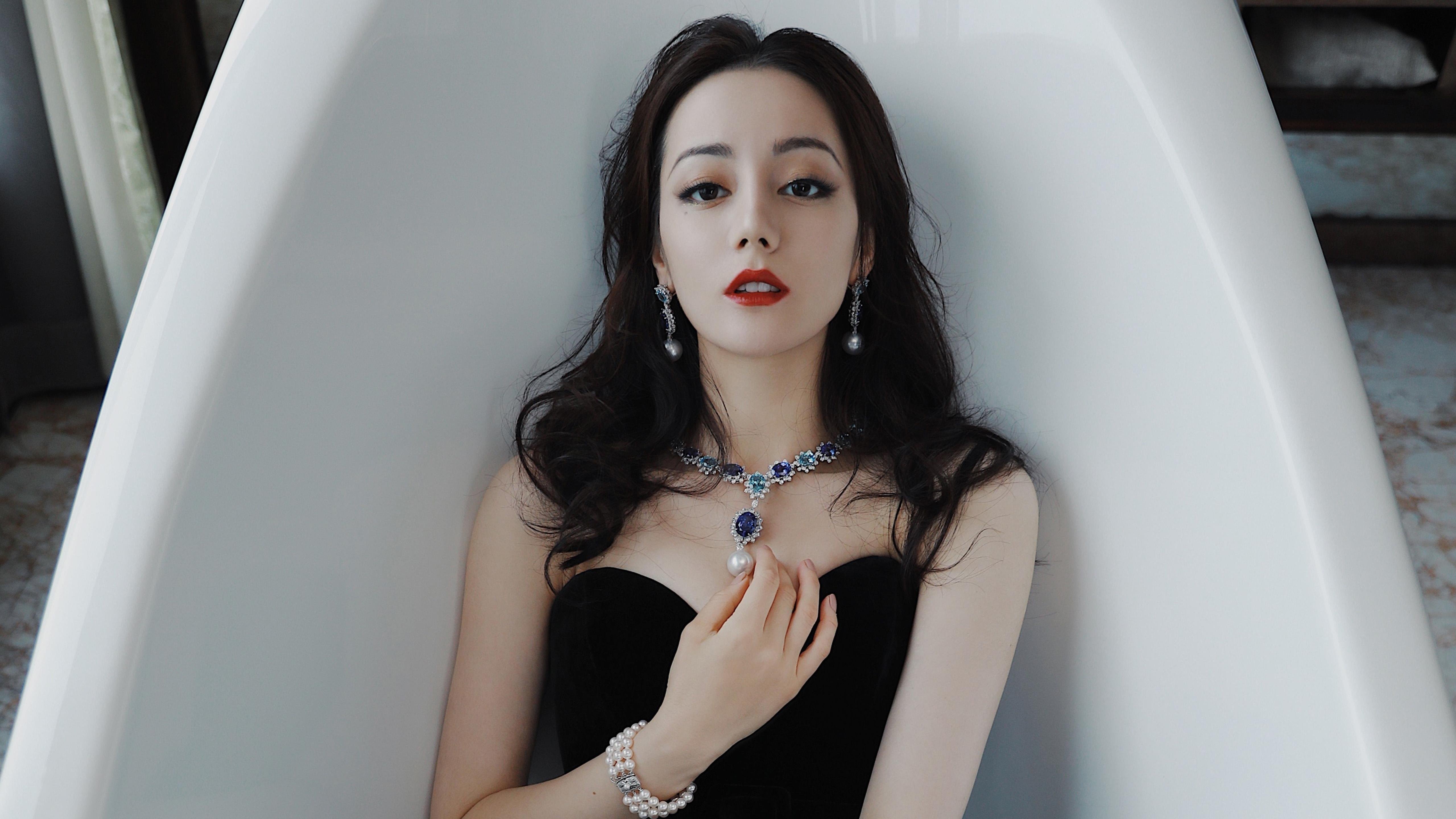 莱万多夫斯基一锤定音,澳大利亚顽强阻击保加利亚—2026世界杯E组激战纪实