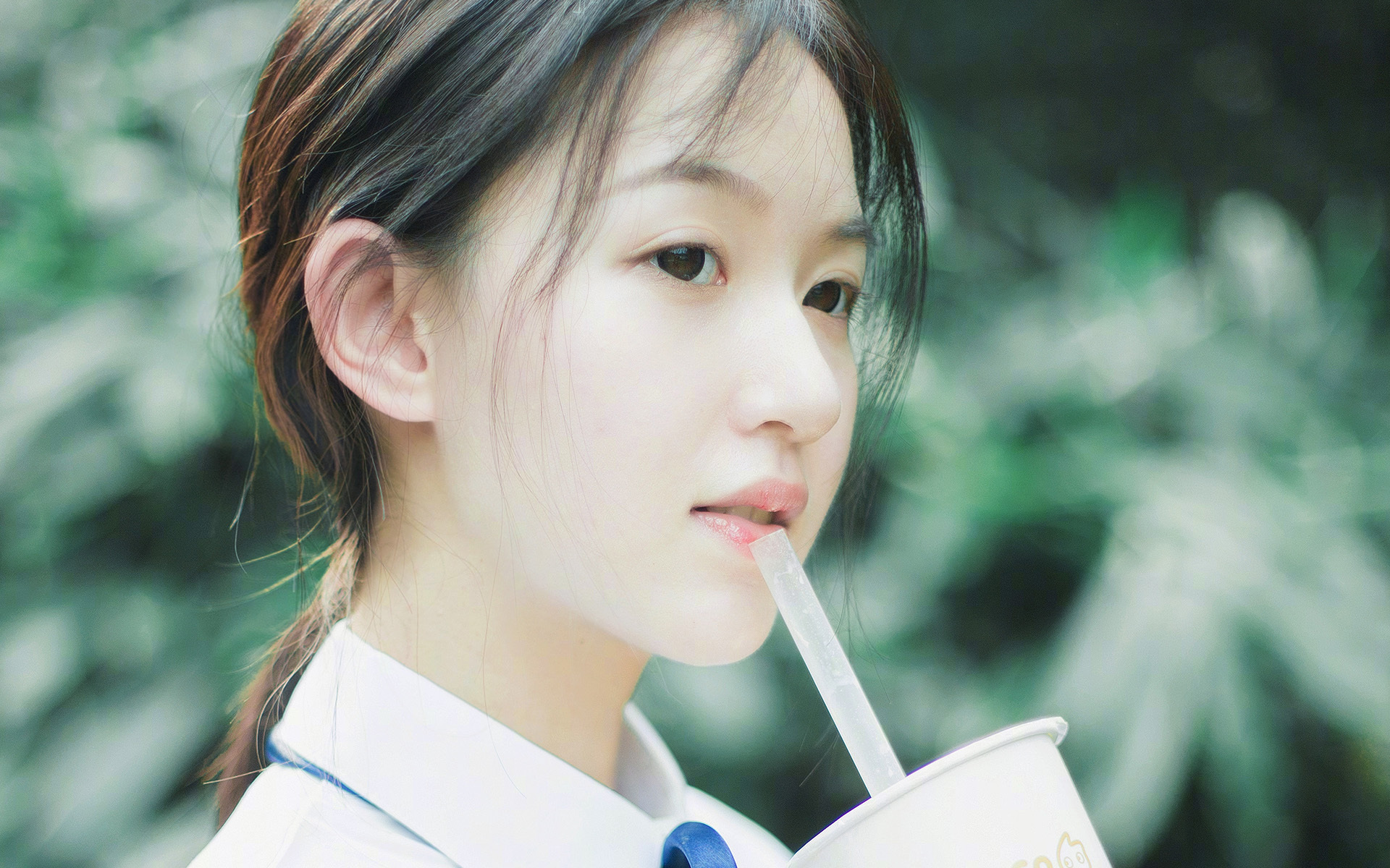 亚洲风暴席卷H组，泰国碾压沙特，罗德里戈闪耀全场，门将神勇铸就传奇