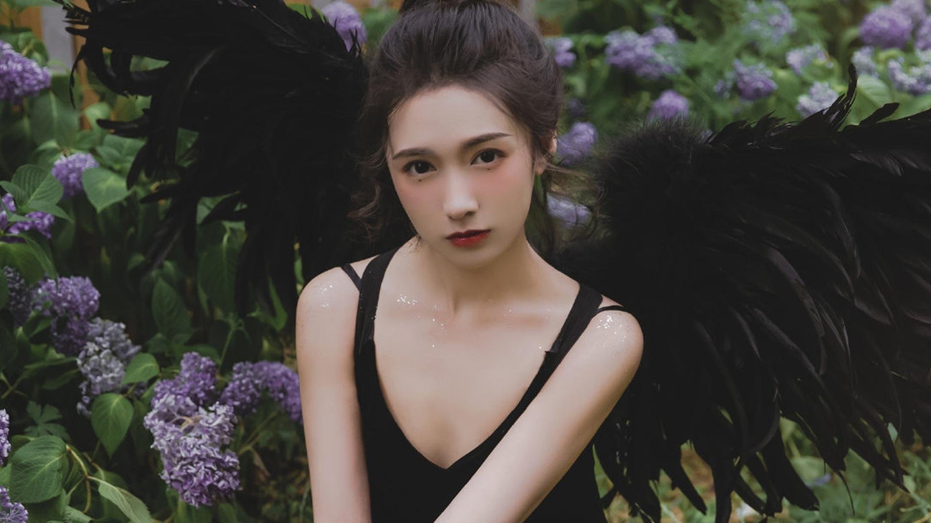 北欧童话再续，丹麦力克突尼斯，佩德里闪耀关键战